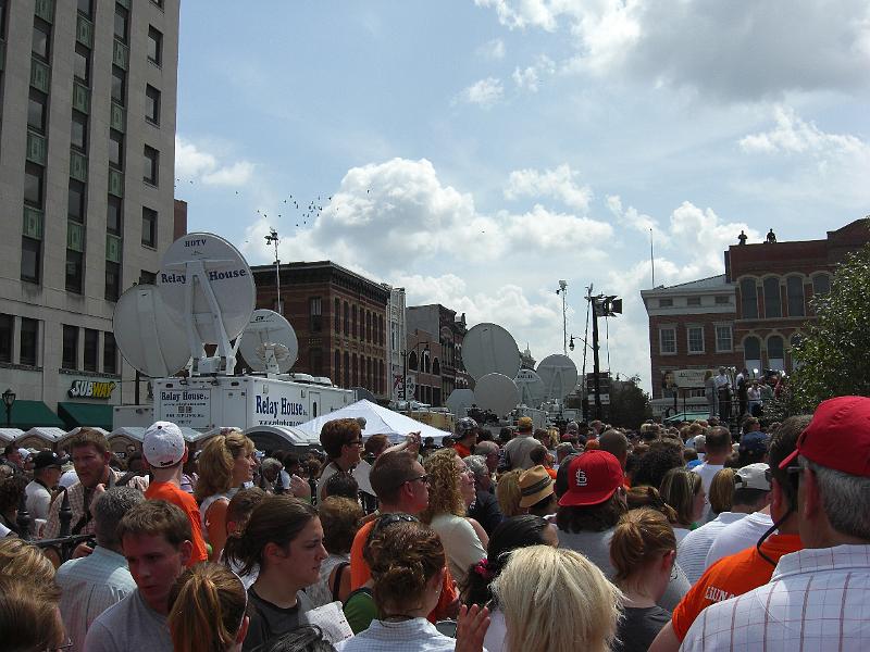 Obama and Biden in Springfield IL 003.jpg